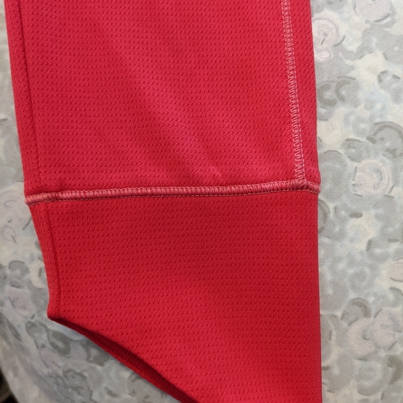 Avia Fushia Half Zipper Athleisure Top- Size Large - Picture 6 of 6